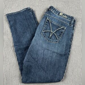 Kut from the Kloth size 10 Catherine boyfriend Dark Wash Jeans